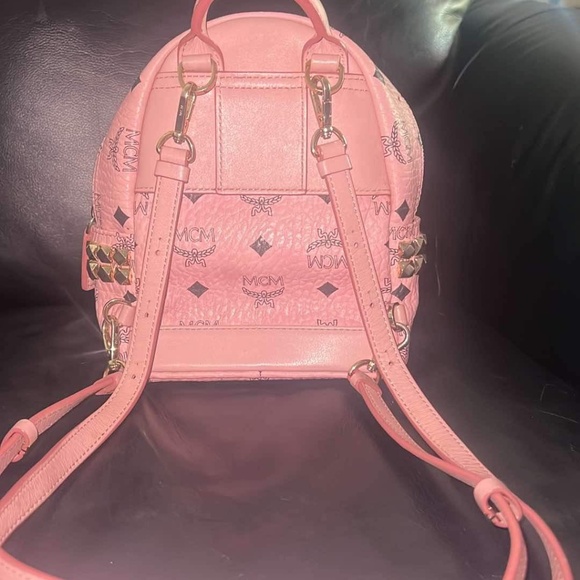 Authentic MCM x studded mini backpack - Picture 3 of 4